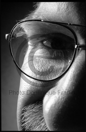 Un homme à lunettes. Paris, 1993.